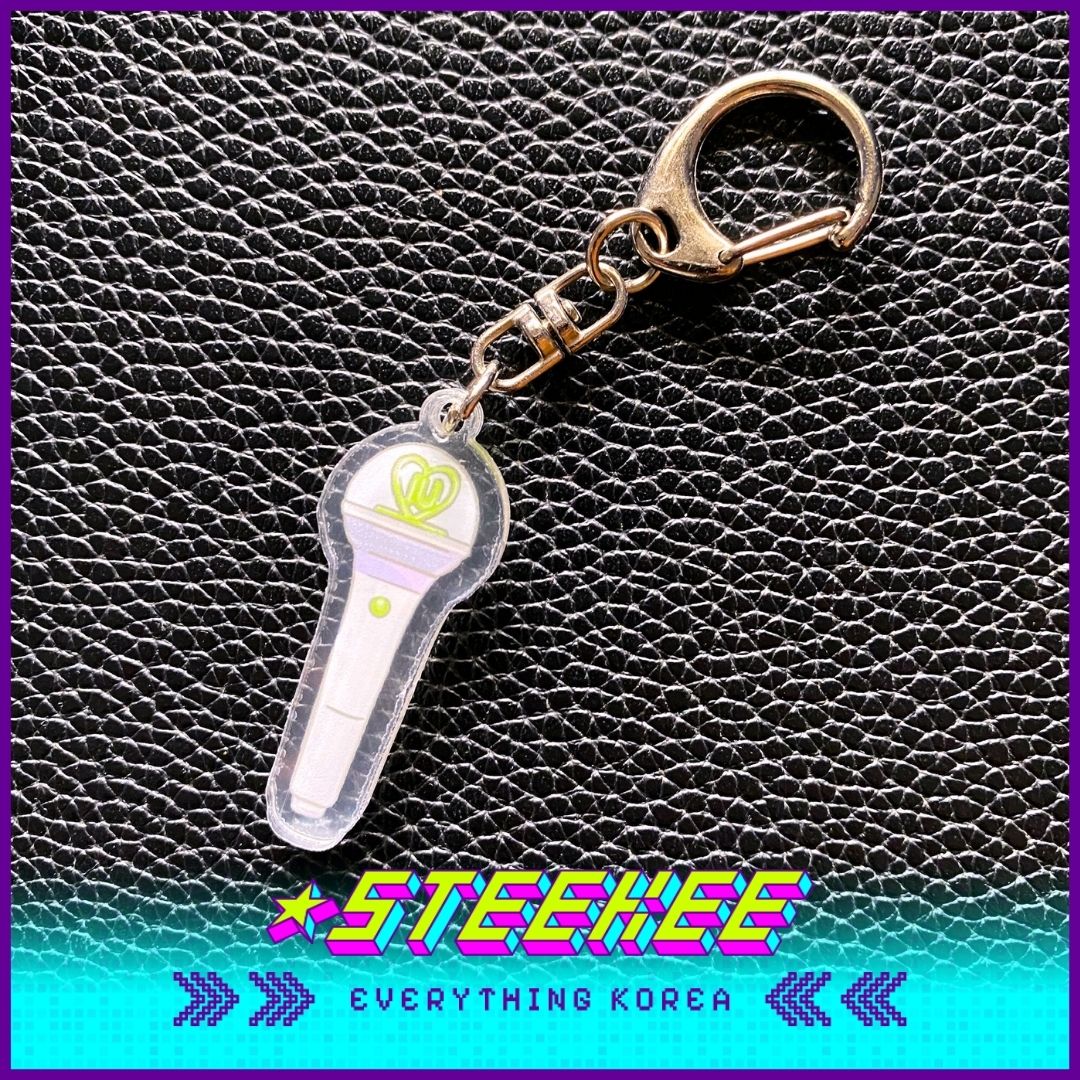 IU周边商品粉丝制作的亚克力钥匙扣闪奇韩国1928