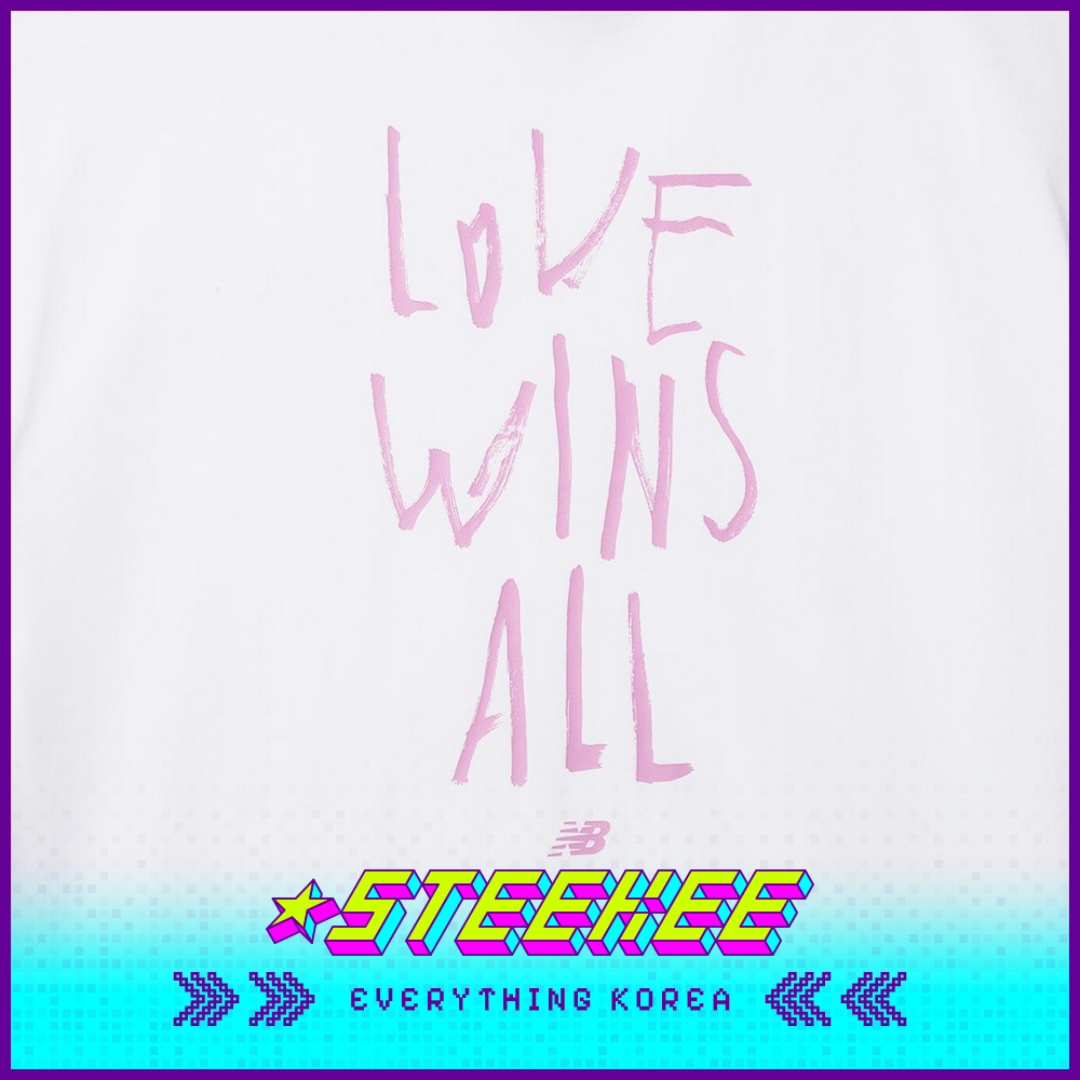 IU联名新百伦Love Wins All限量版T恤闪奇韩国1933