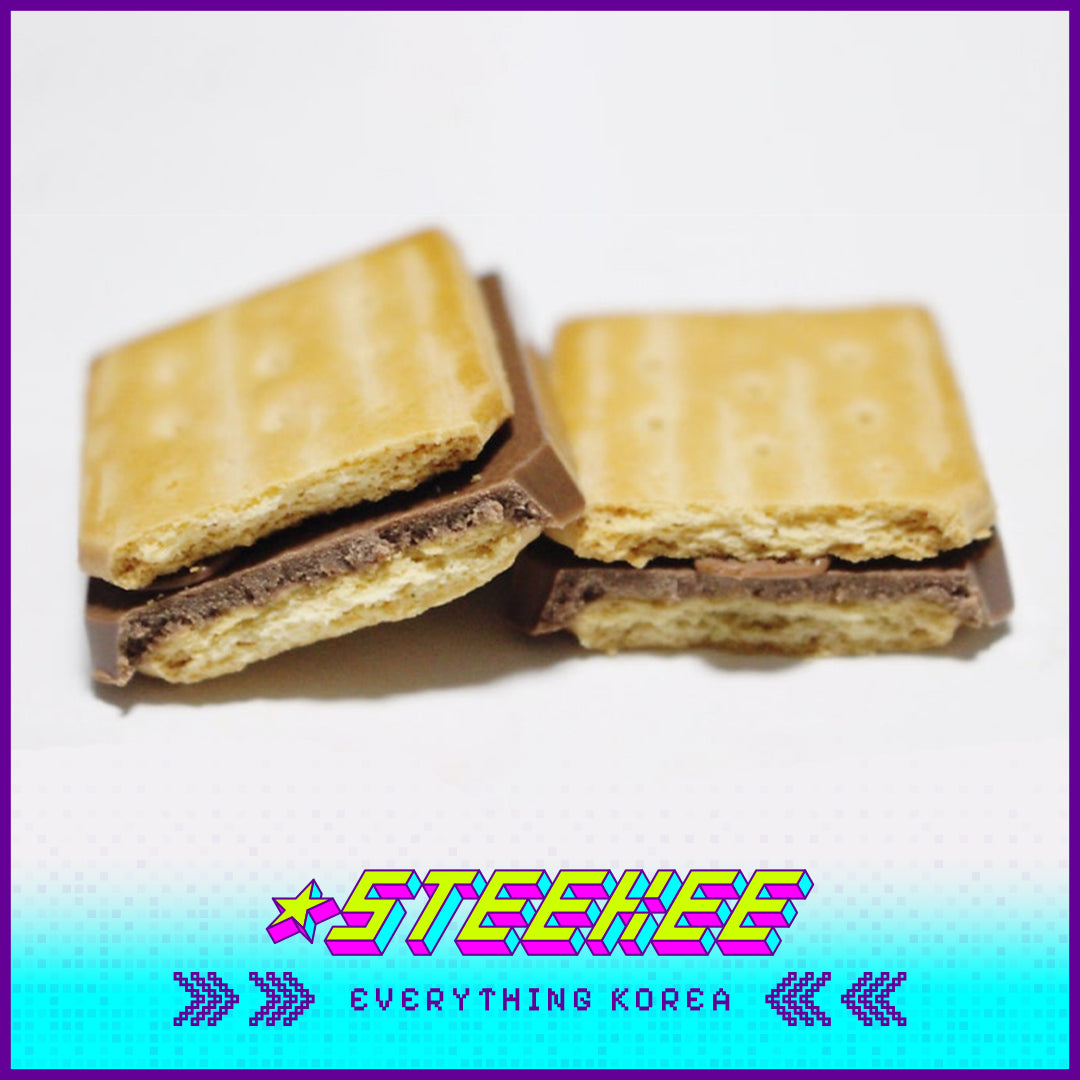 PEACOCK Rich Chocolate Sandwich Biscuits 135g by Steekee Korea 4164