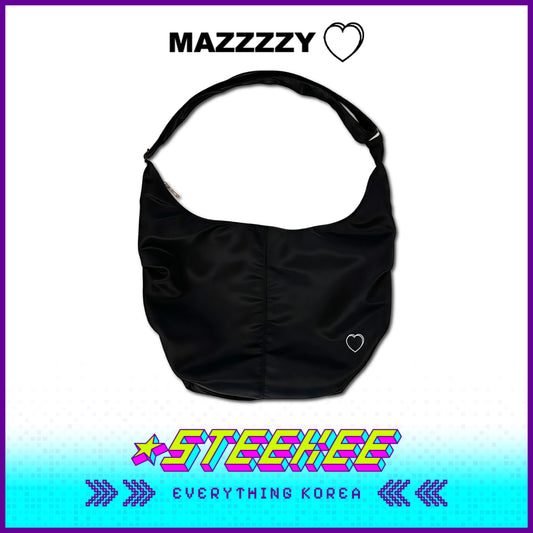 MAZZZZY心形刺绣尼龙单肩斜挎贝壳包闪奇韩国4224