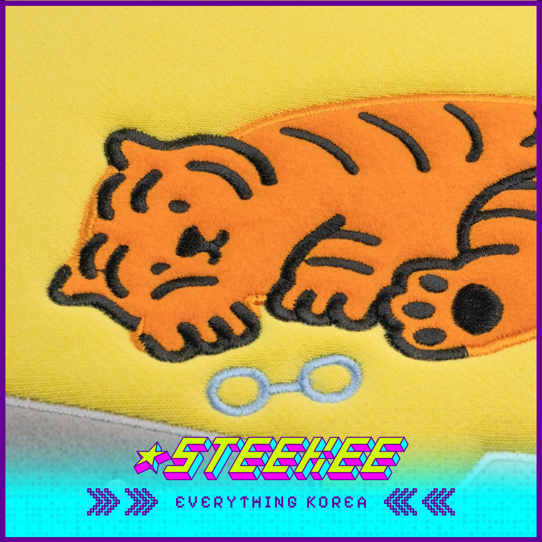 MUZIK TIGER Sleepy Red Tiger Laptop Notebook iPad Pouch Sleeve Yellow by Steekee Korea 2583