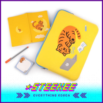 MUZIK TIGER Sleepy Red Tiger Laptop Notebook iPad Pouch Sleeve Yellow by Steekee Korea 2583