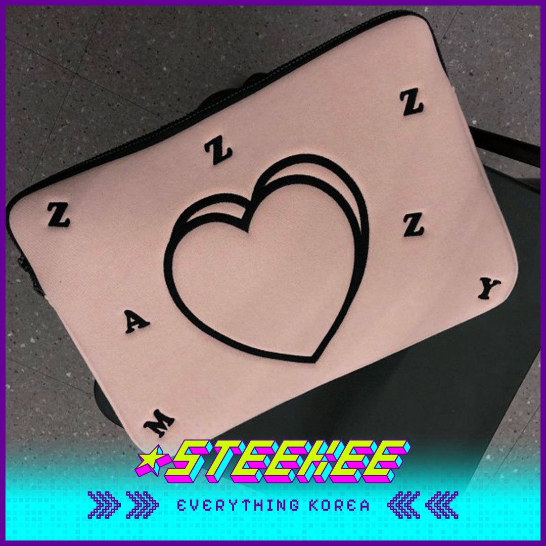 MAZZZZY Signature Heart-shaped Thickened Pink Computer Bag Laptop Ipad Pouch by Steekee Korea 4217