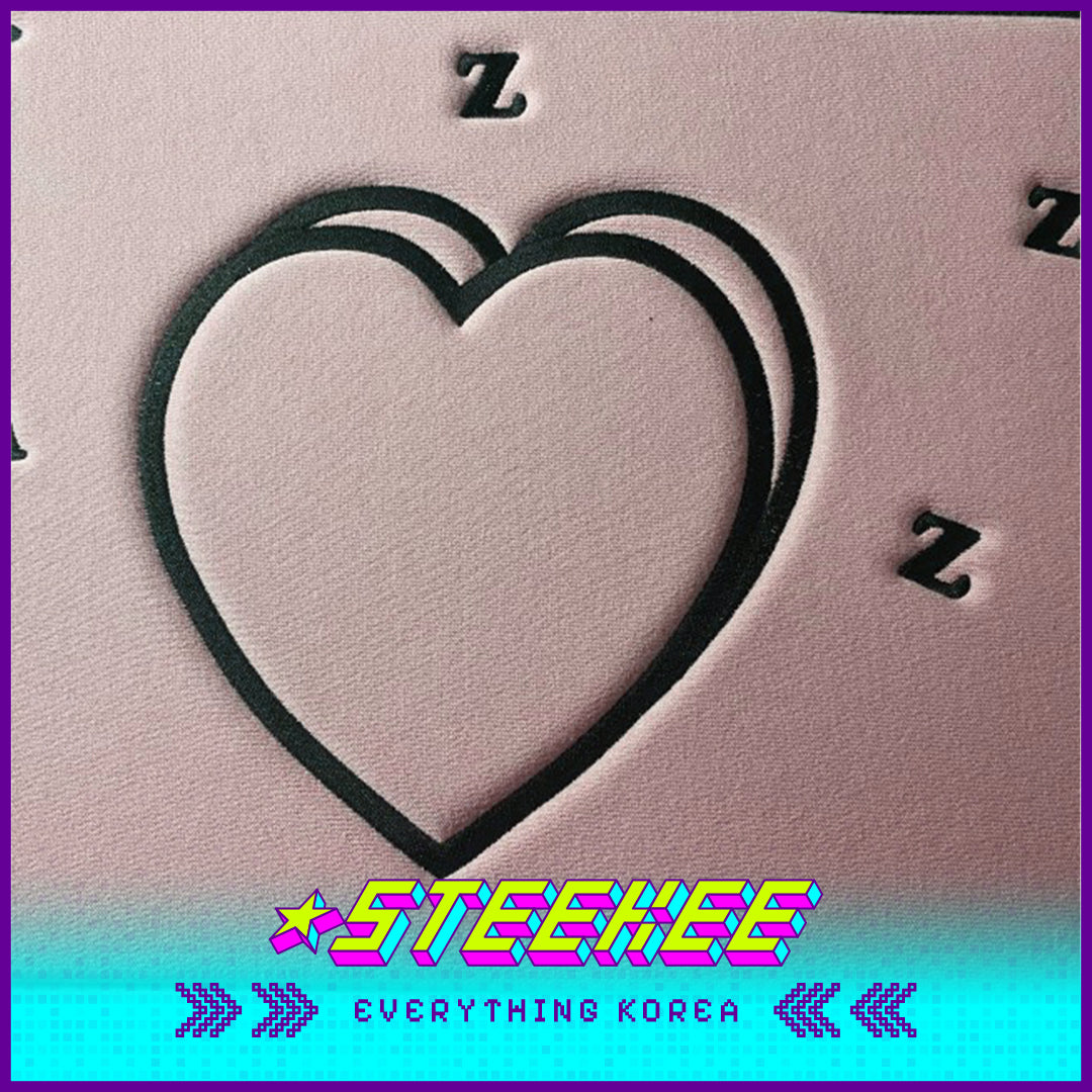 MAZZZZY Signature Heart-shaped Thickened Pink Computer Bag Laptop Ipad Pouch by Steekee Korea 4217