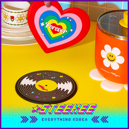 Wiggle Wiggle Cute Insulated Pot Mat Table Mat Set of 2 by Steekee Korea 4412