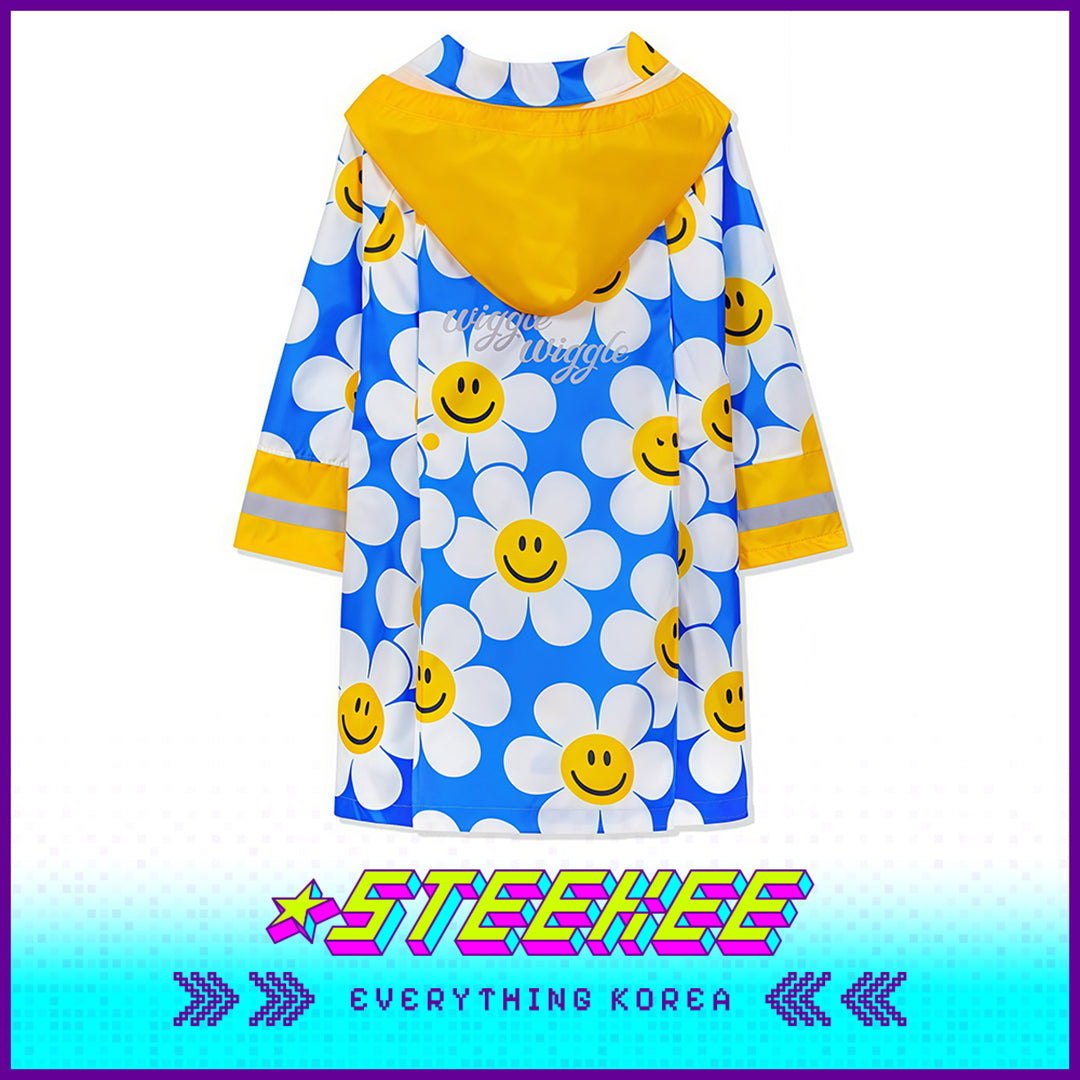 Wiggle Wiggle Blue Daisy Children's Raincoat Kids Full Body Waterproof Raincoat by Steekee Korea 4434