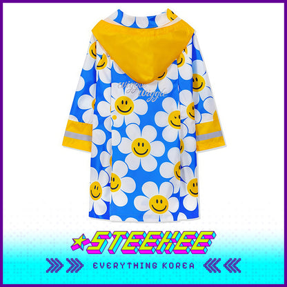 Wiggle Wiggle Blue Daisy Children's Raincoat Kids Full Body Waterproof Raincoat by Steekee Korea 4434