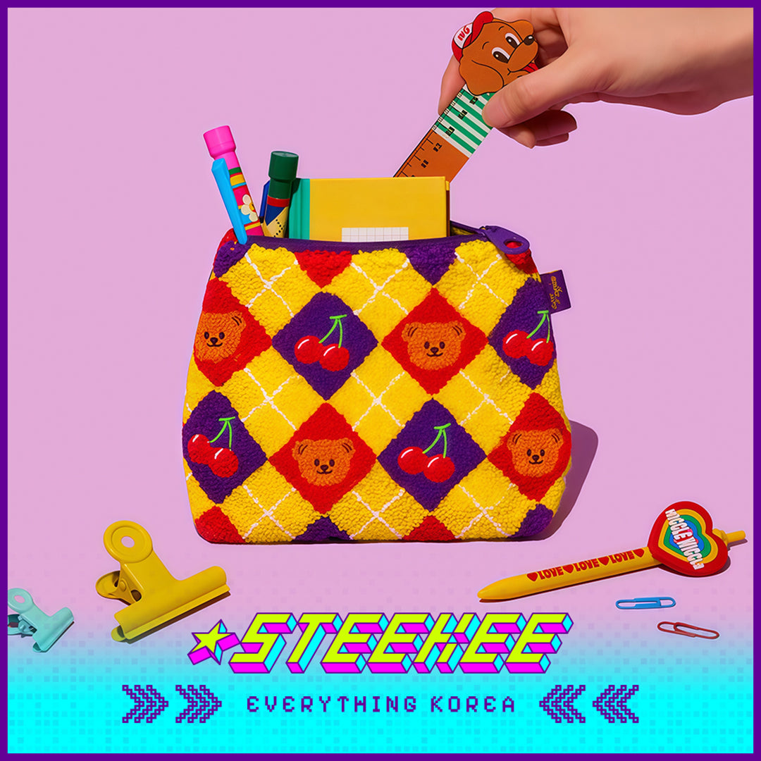 Wiggle Wiggle Travel Portable Large Capacity Soft Plush Storage Bag Cosmetic Bag by Steekee Korea 4443