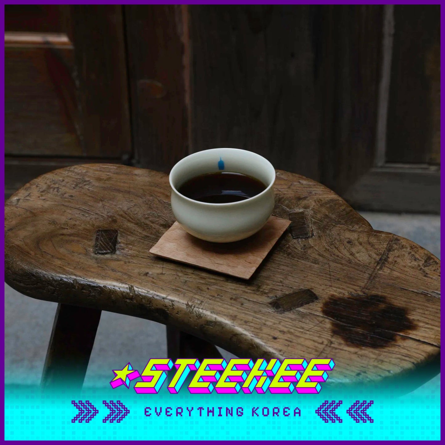 BLUE BOTTLE COFFEE Year of the Snake Jade Porcelain Round Tea Cup with Wooden Saucer by Steekee Korea 2416