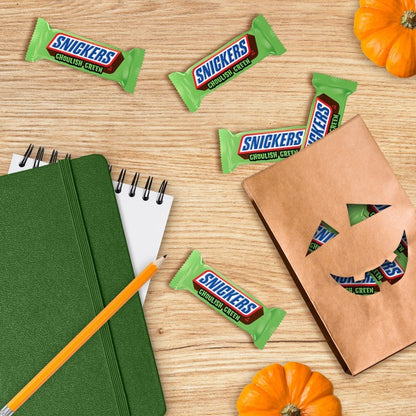 SNICKERS Halloween Treats Fun Size Chocolate Candy Pumpkin Shapes 155g Ghoulish Green 188g